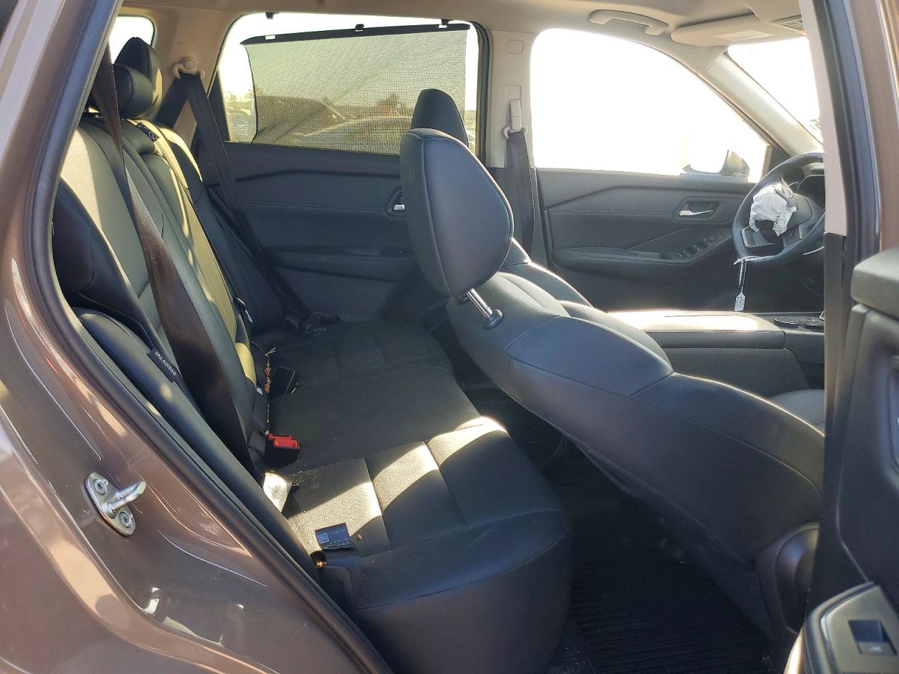 2025 NISSAN ROGUE SV photo 11