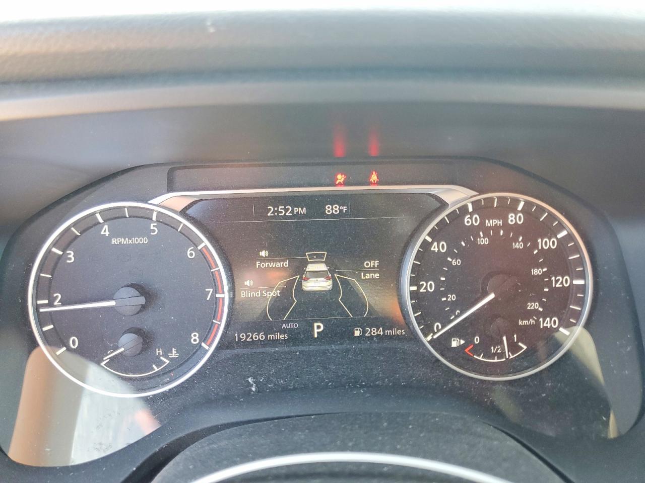 2025 NISSAN ROGUE SV photo 9
