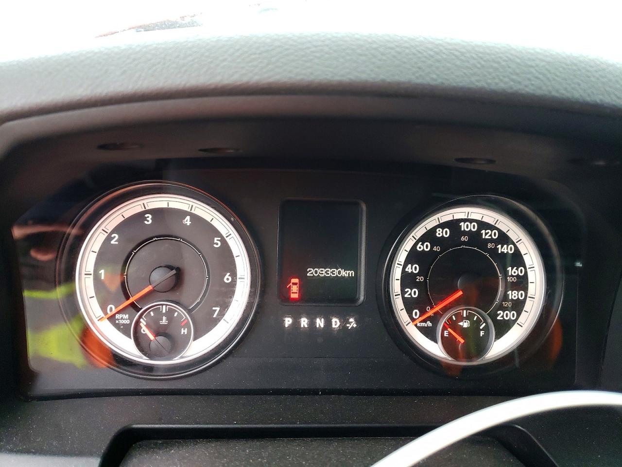 2014 RAM 1500 SLT photo 9