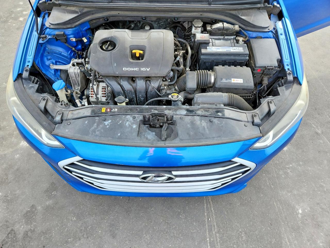2017 HYUNDAI ELANTRA photo 11