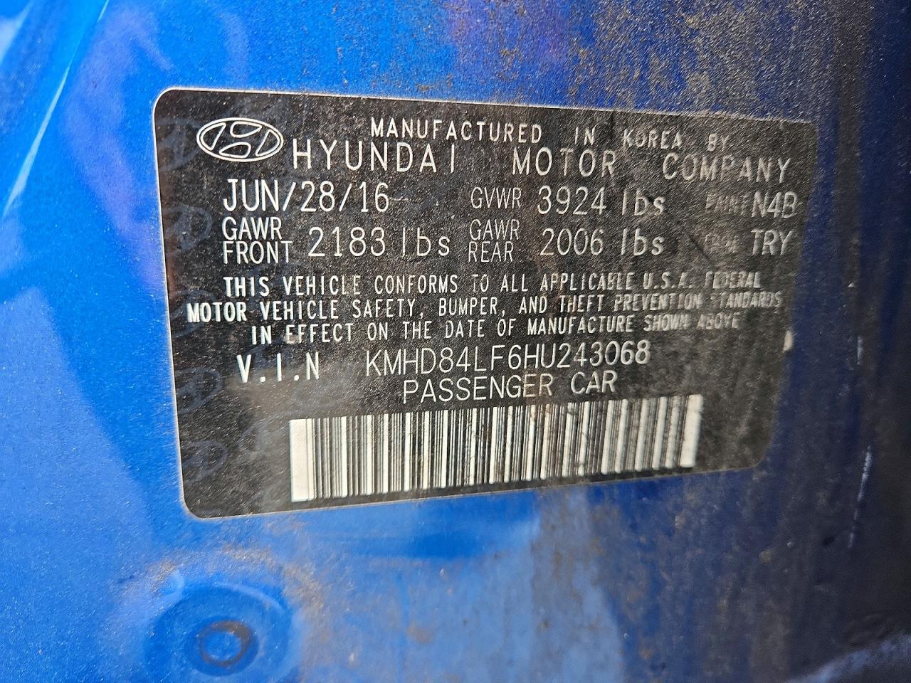 2017 HYUNDAI ELANTRA photo 12