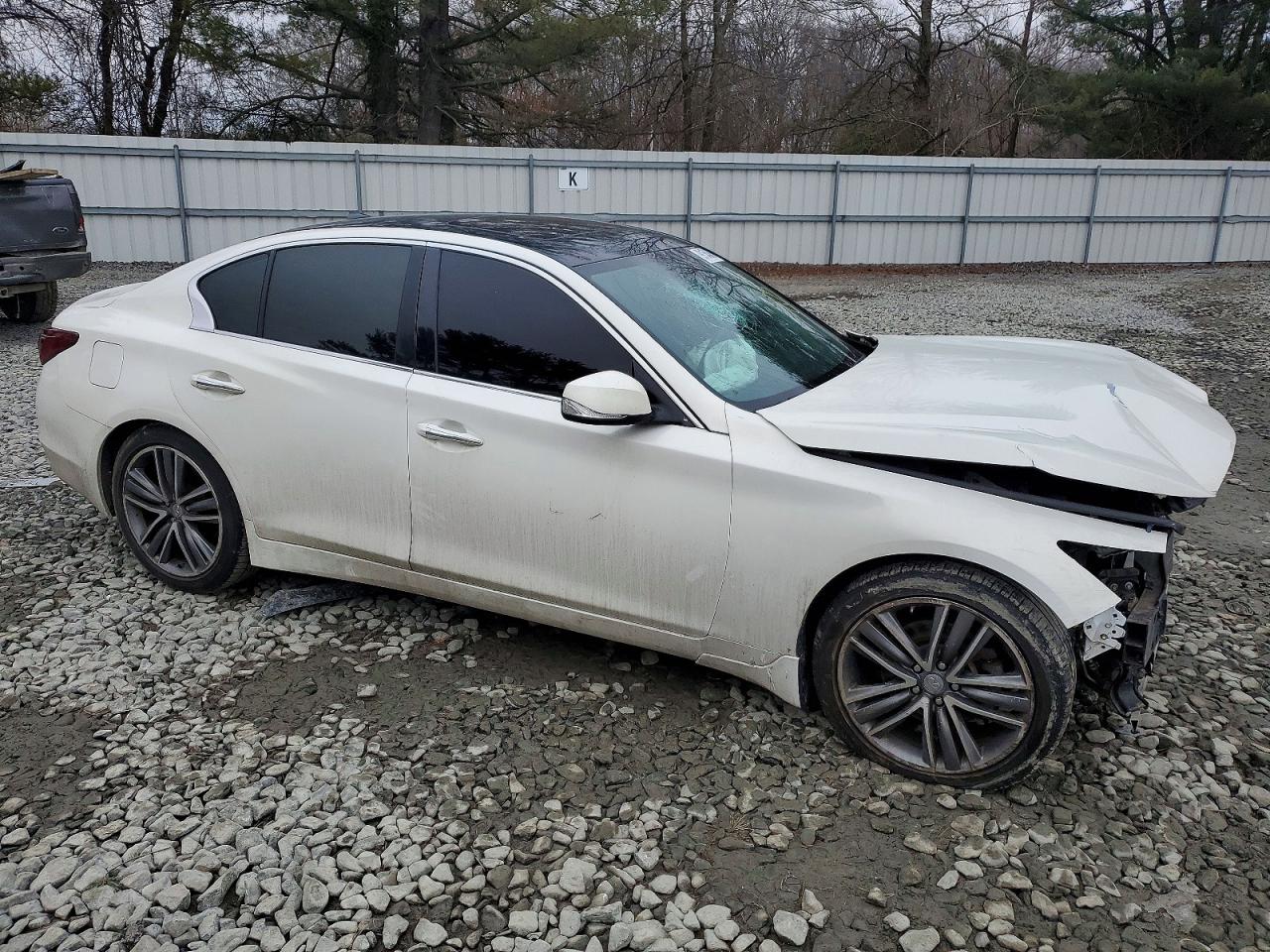 2015 INFINITI Q50 BASE photo 4