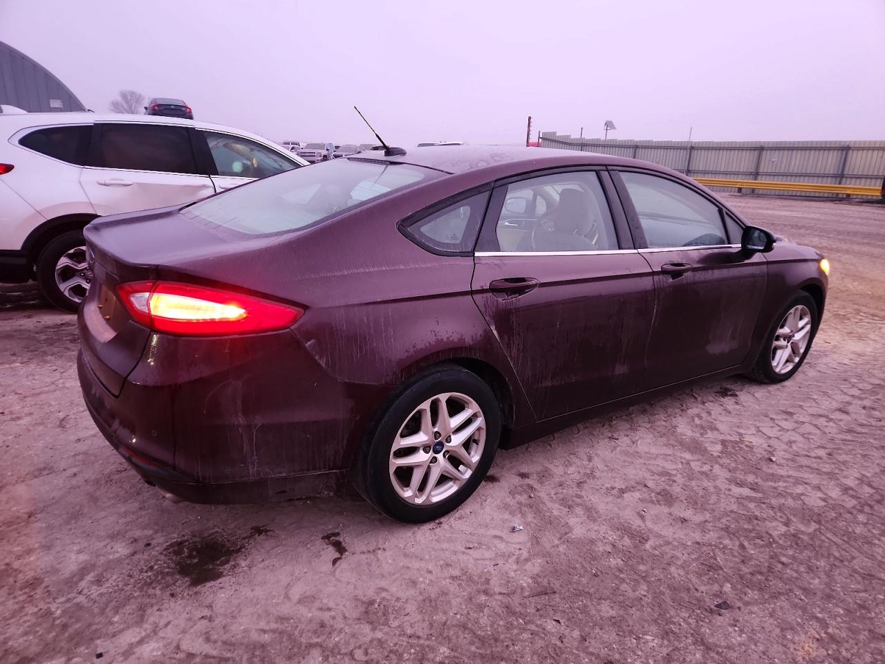 2013 FORD FUSION SE photo 3