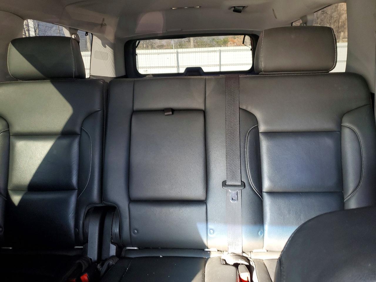 2018 CHEVROLET SUBURBAN C1500 LT photo 10