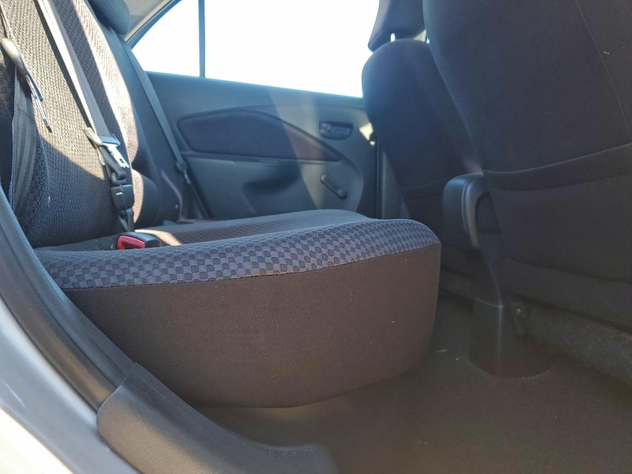 2007 TOYOTA YARIS photo 21