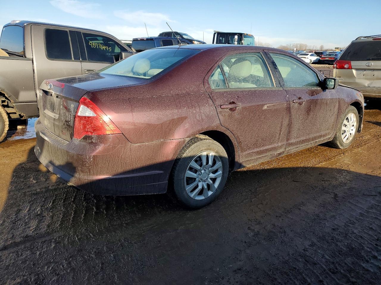 2011 FORD FUSION S photo 3