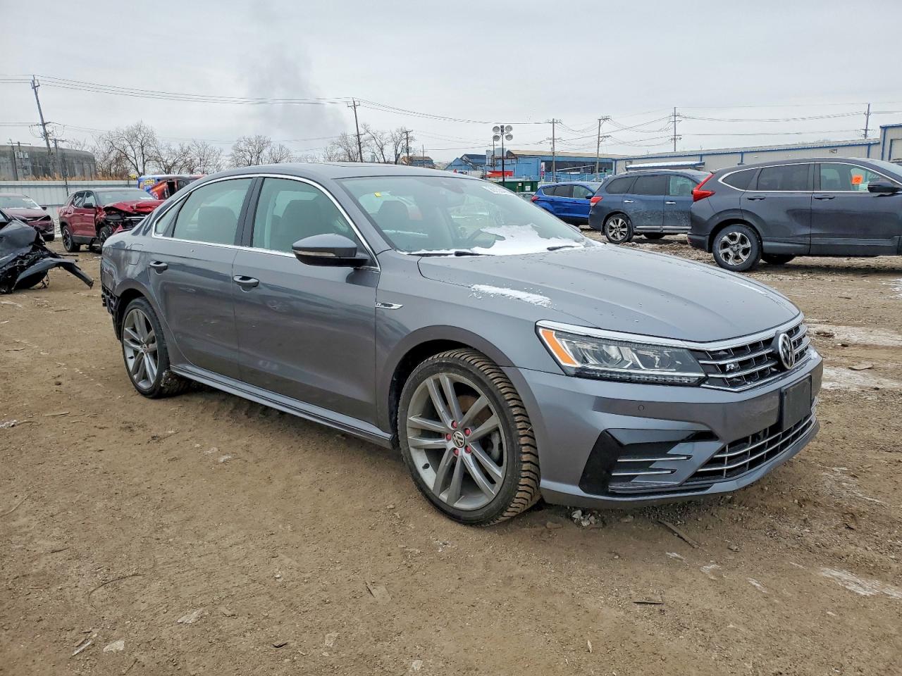 2019 VOLKSWAGEN PASSAT SE R-LINE photo 4