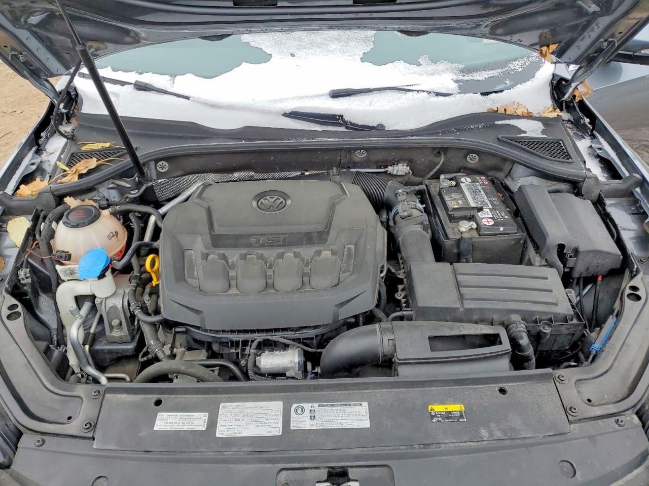 2019 VOLKSWAGEN PASSAT SE R-LINE photo 11