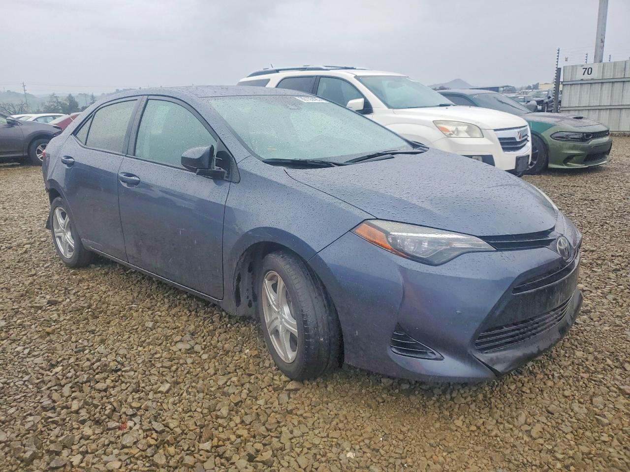2017 TOYOTA COROLLA LE ECO photo 4