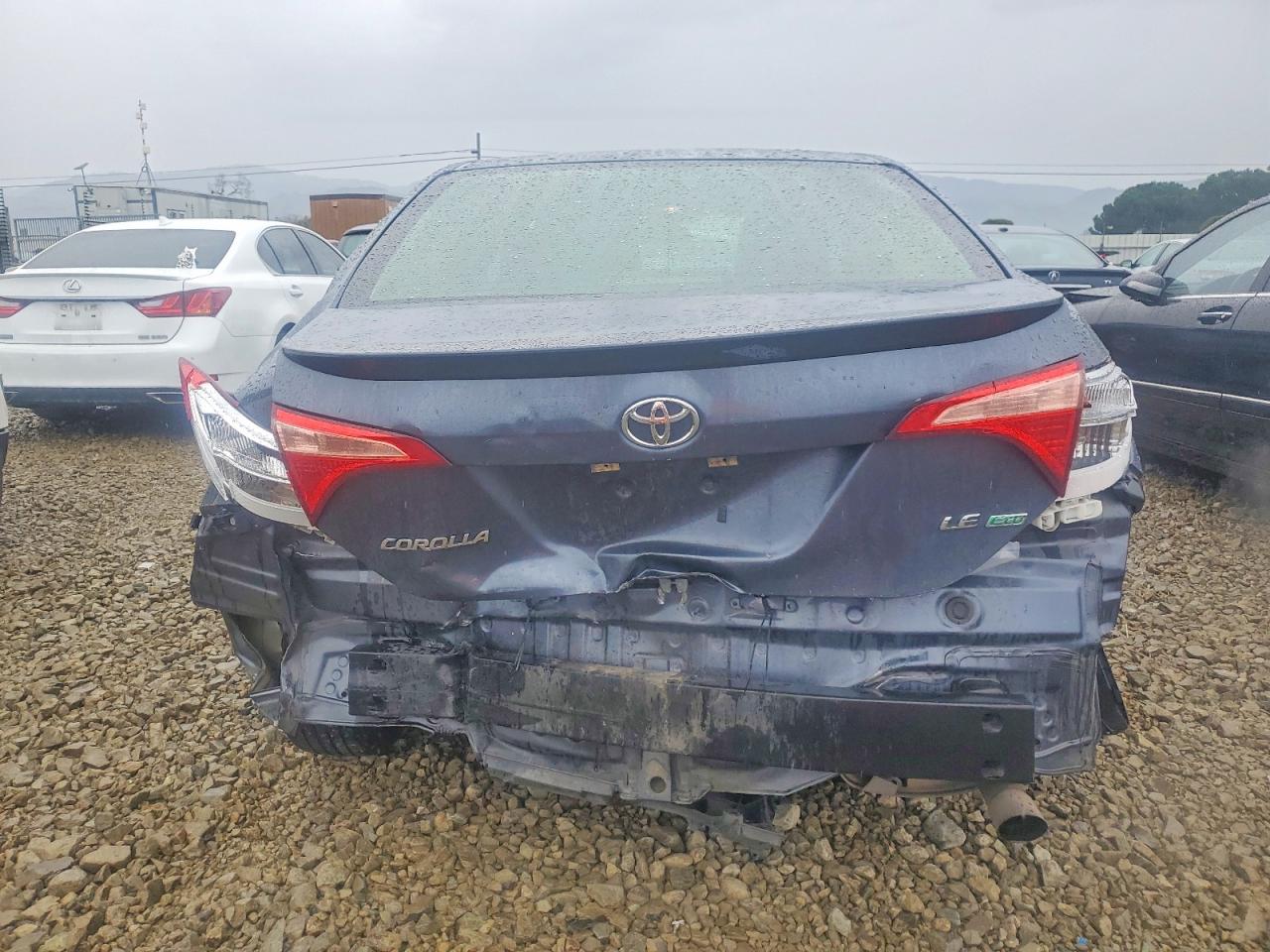 2017 TOYOTA COROLLA LE ECO photo 6