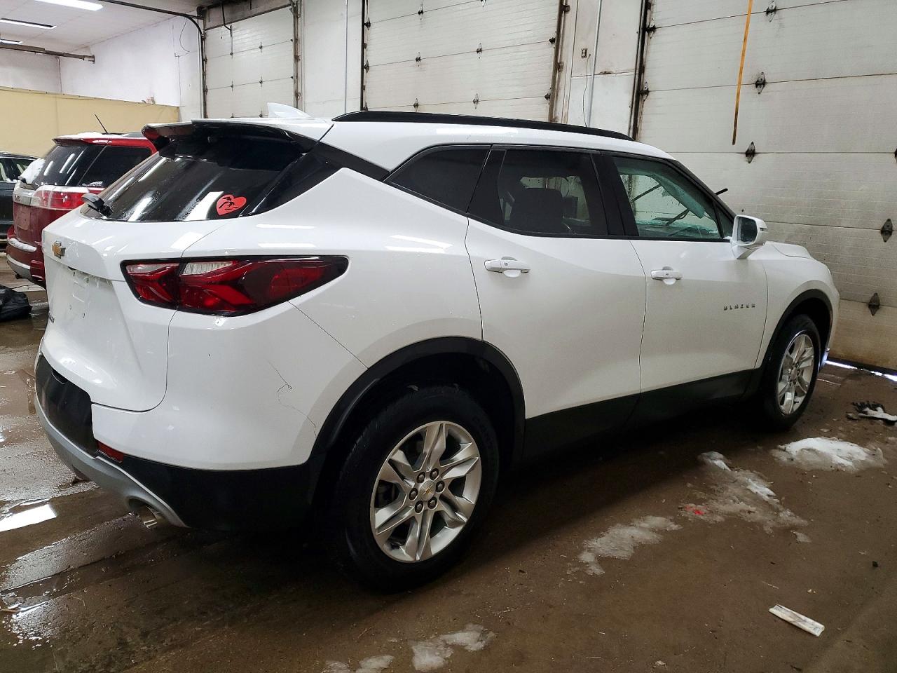 2020 CHEVROLET BLAZER 2LT photo 3