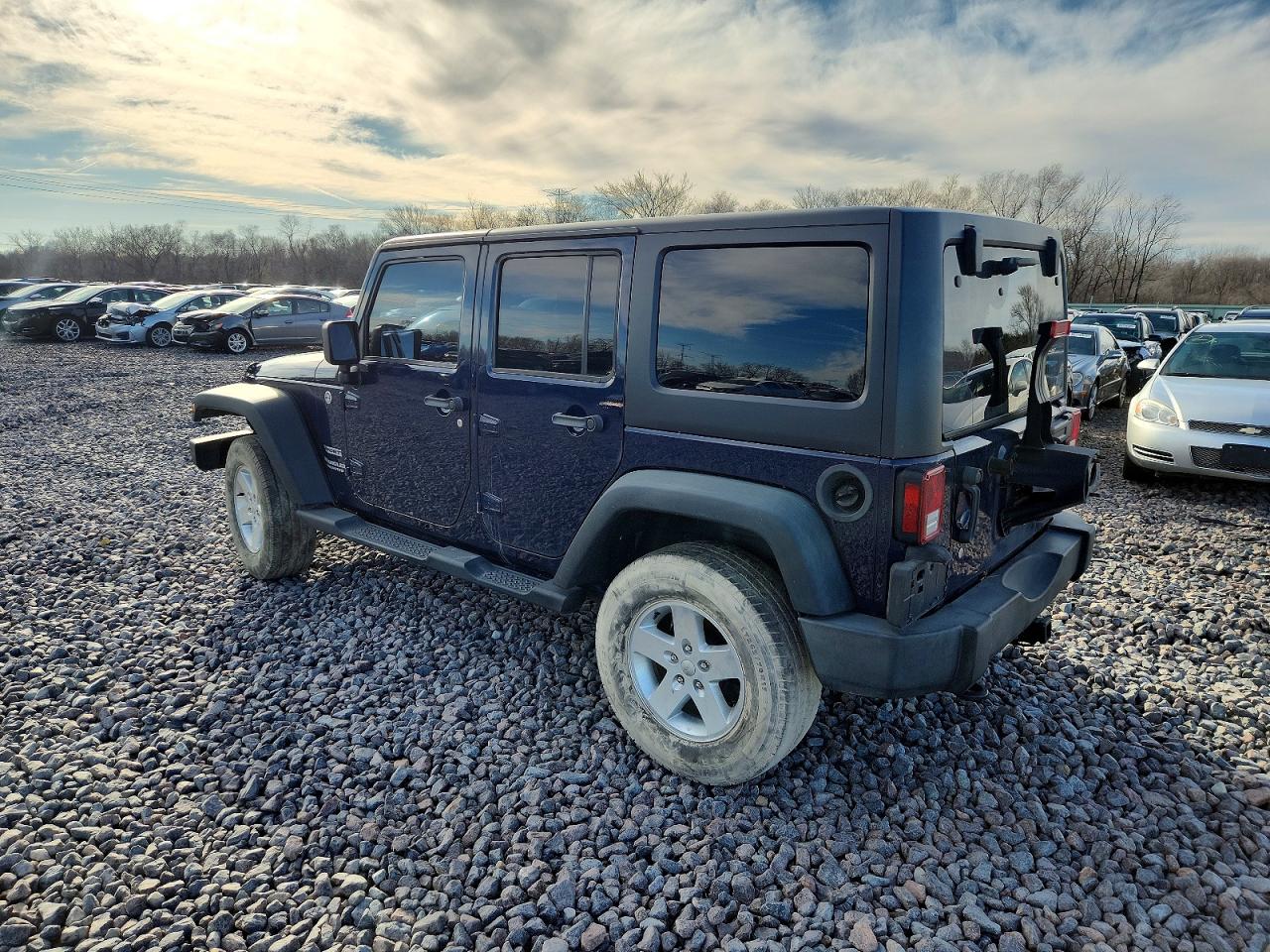 2013 JEEP WRANGLER UNLIMITED SPORT photo 2