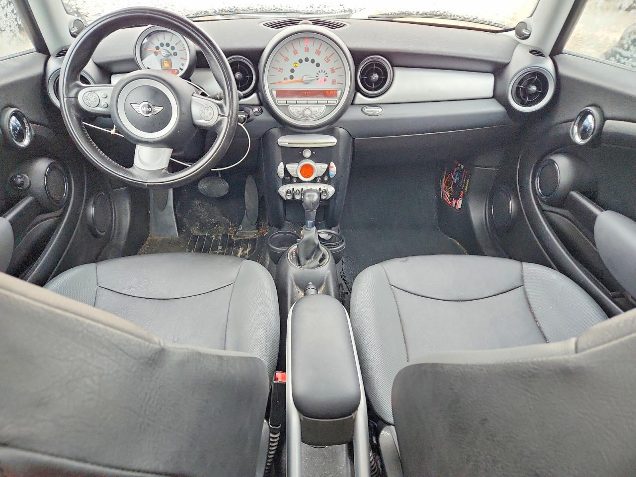 2010 MINI COOPER CLUBMAN photo 8