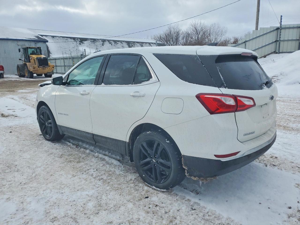2020 CHEVROLET EQUINOX LT photo 2