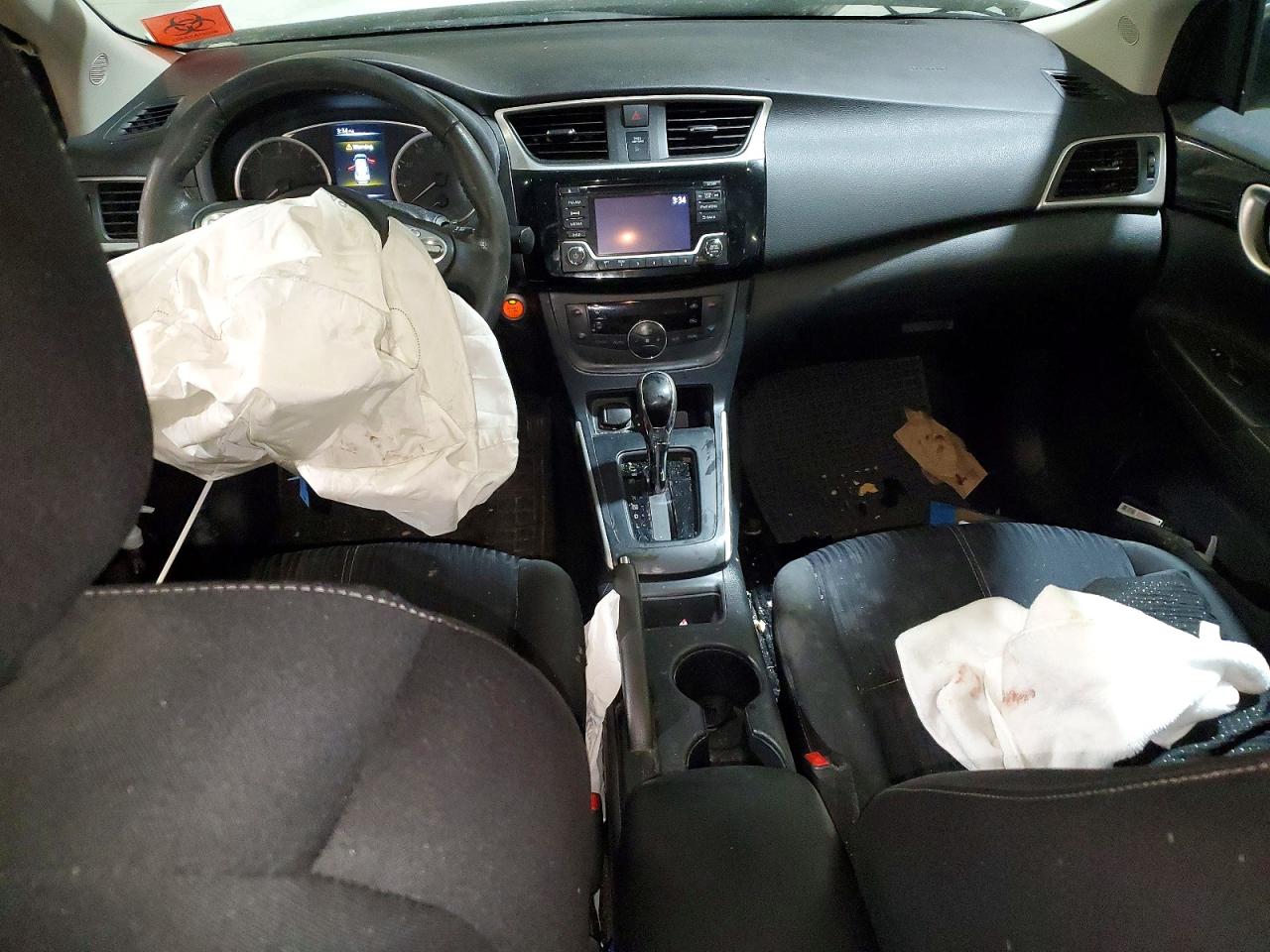 2018 NISSAN SENTRA S photo 8