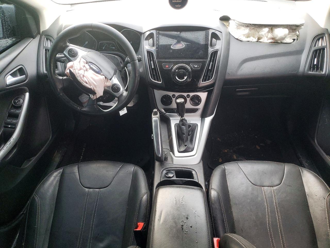 2013 FORD FOCUS SE photo 15
