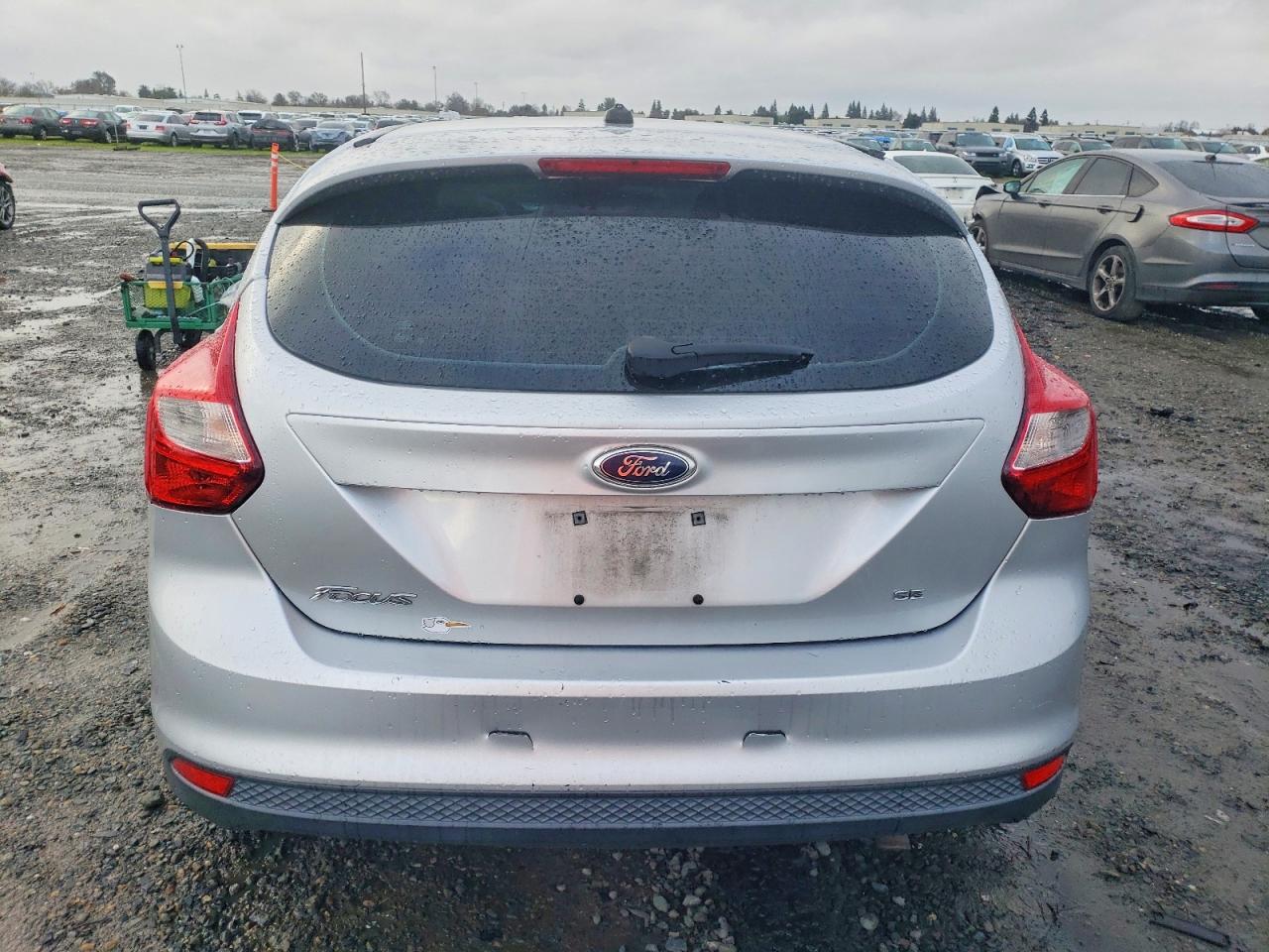 2013 FORD FOCUS SE photo 11