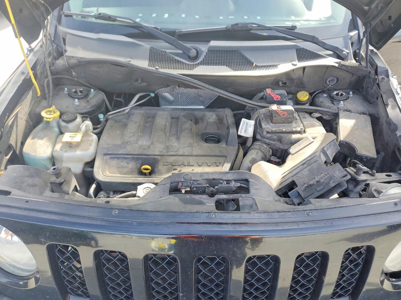 2017 JEEP PATRIOT LATITUDE photo 11