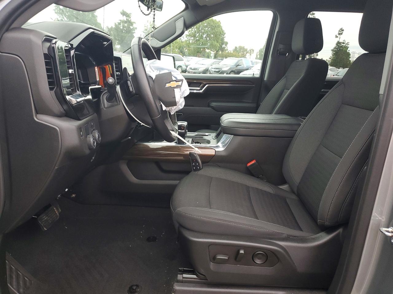 2023 CHEVROLET SILVERADO C1500 LT photo 7