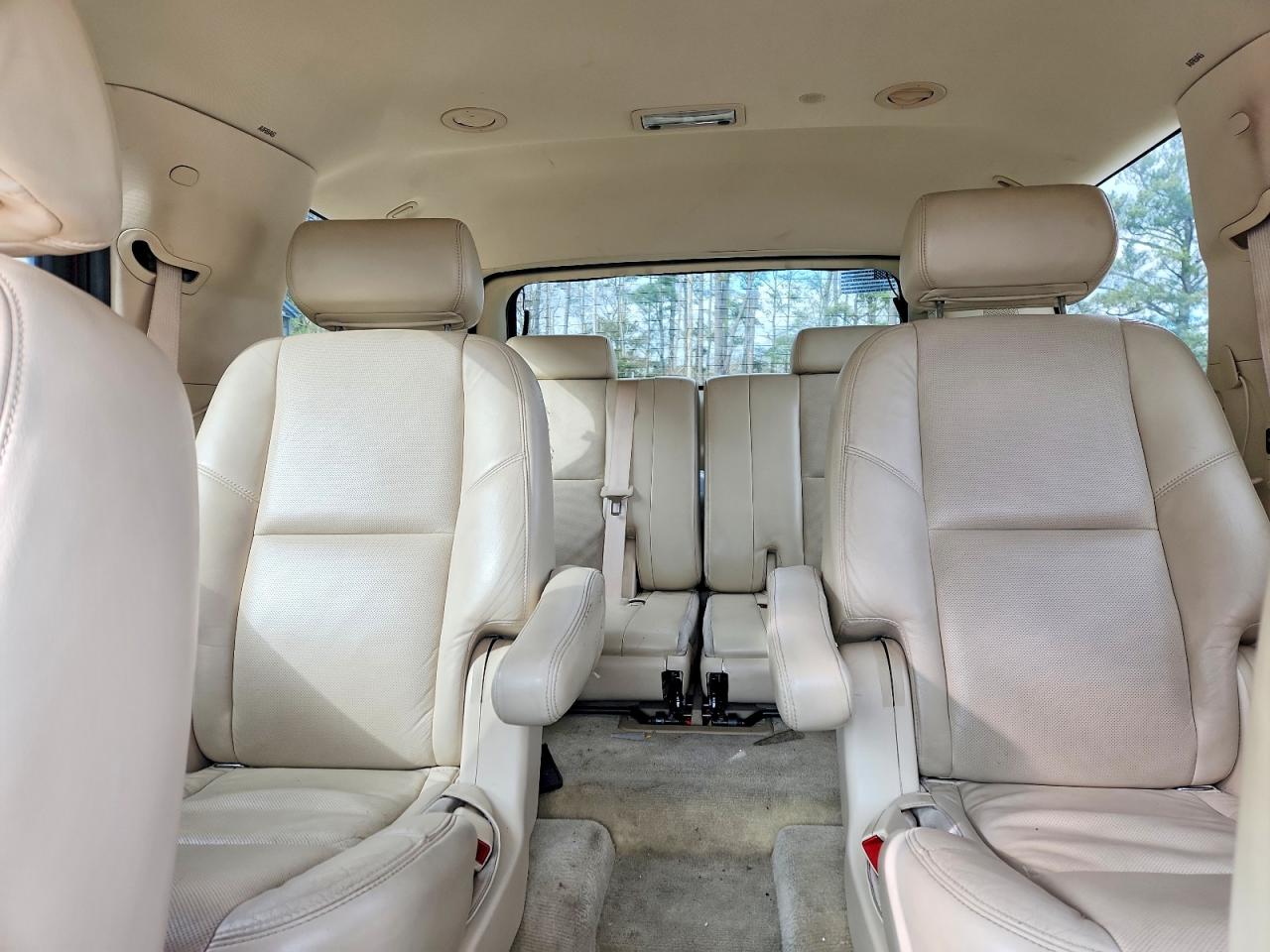 2008 CADILLAC ESCALADE LUXURY photo 10