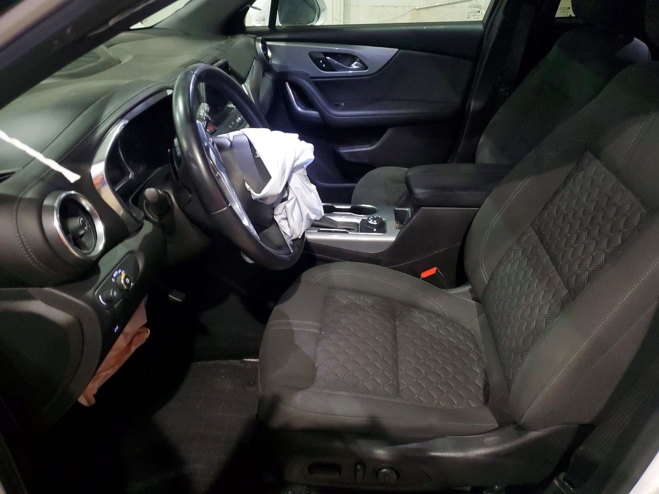 2020 CHEVROLET BLAZER 2LT photo 7