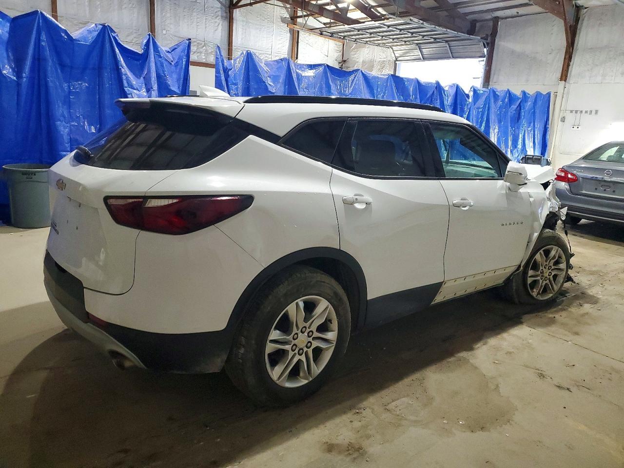 2020 CHEVROLET BLAZER 2LT photo 3