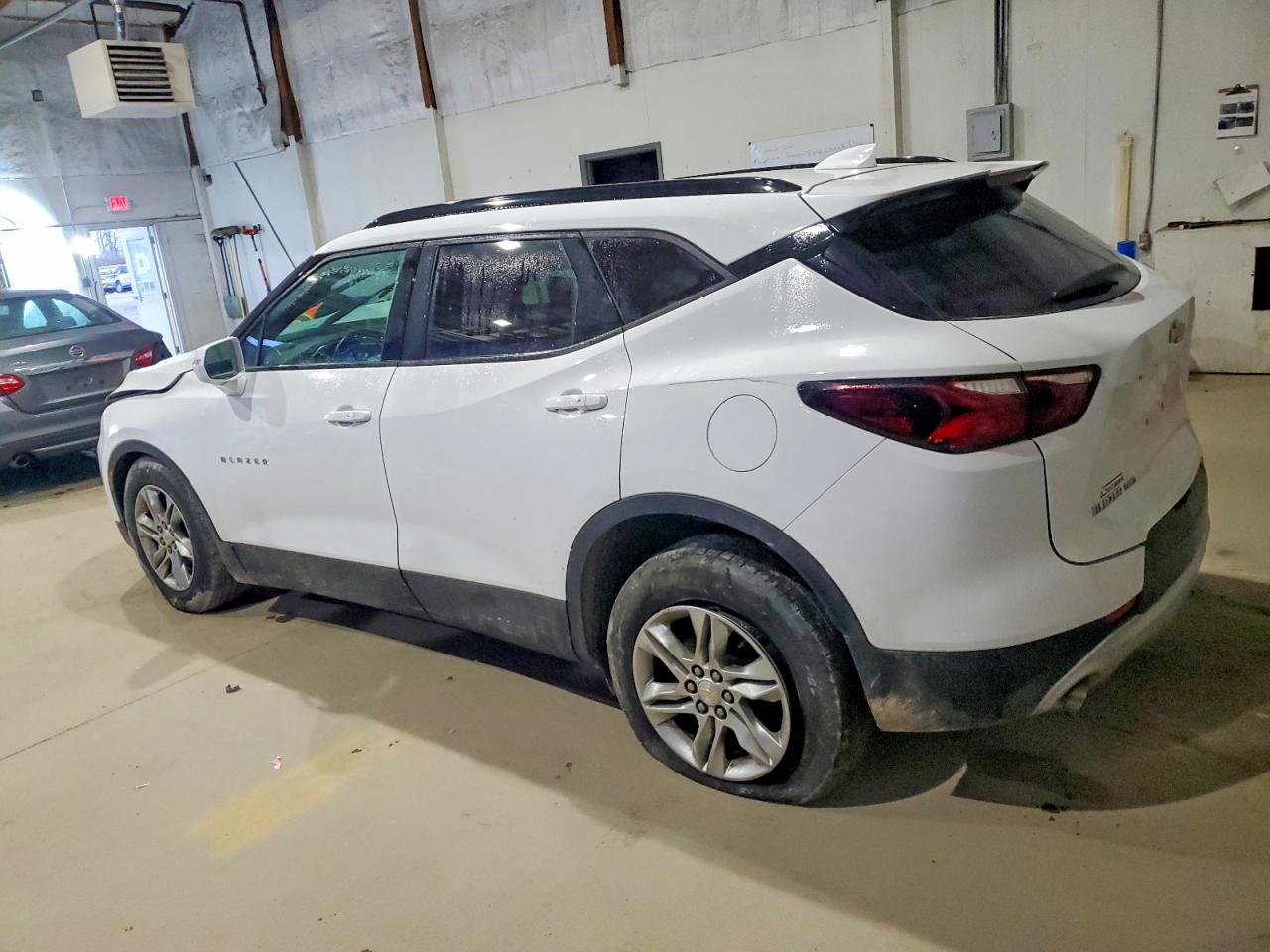 2020 CHEVROLET BLAZER 2LT photo 2