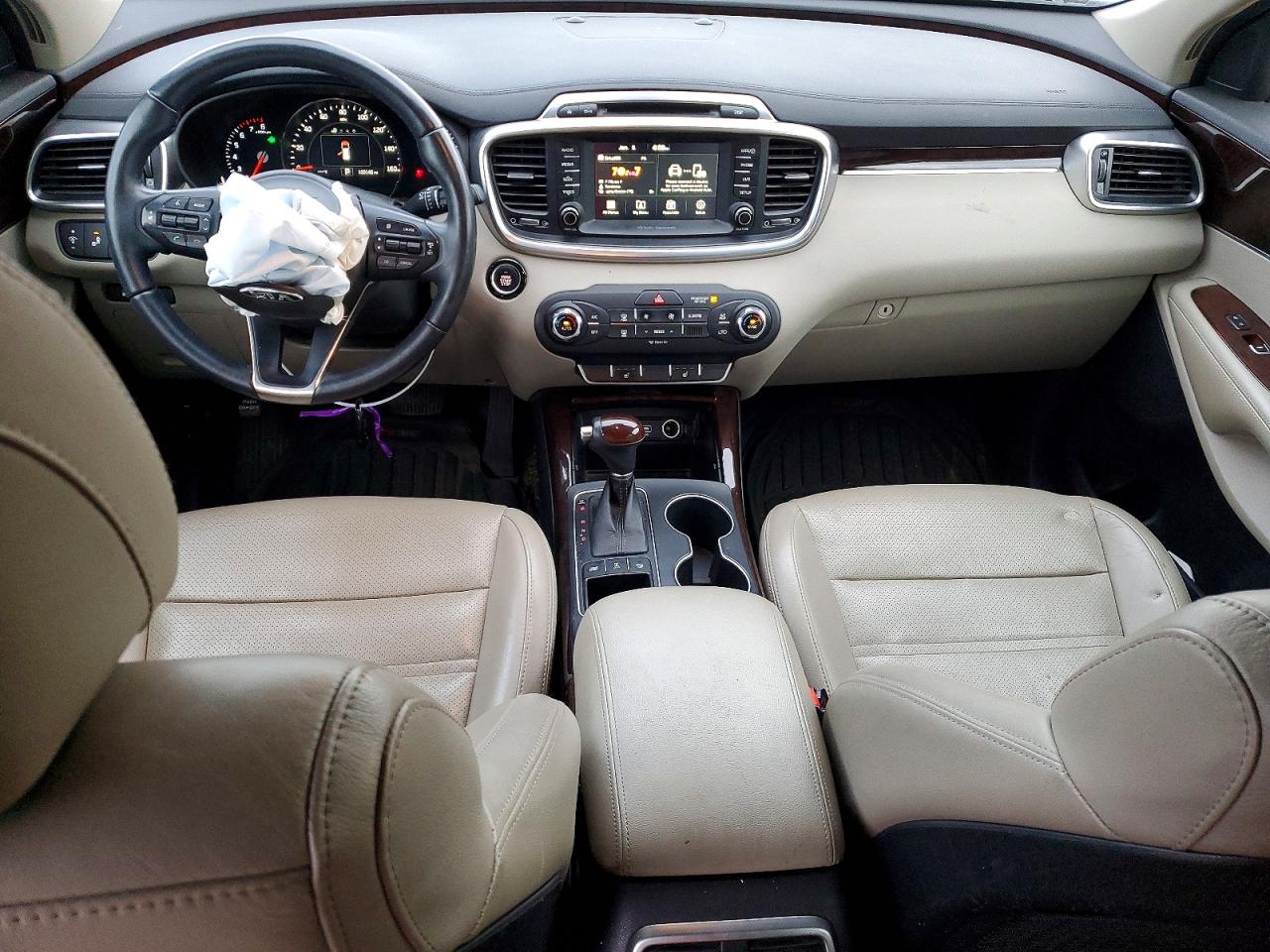 2017 KIA SORENTO EX photo 8