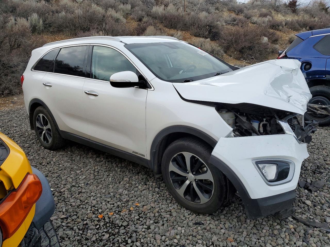 2017 KIA SORENTO EX photo 4
