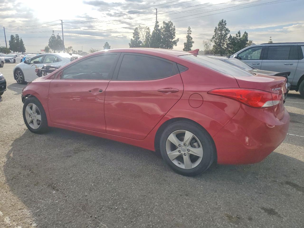 2013 HYUNDAI ELANTRA GLS photo 2