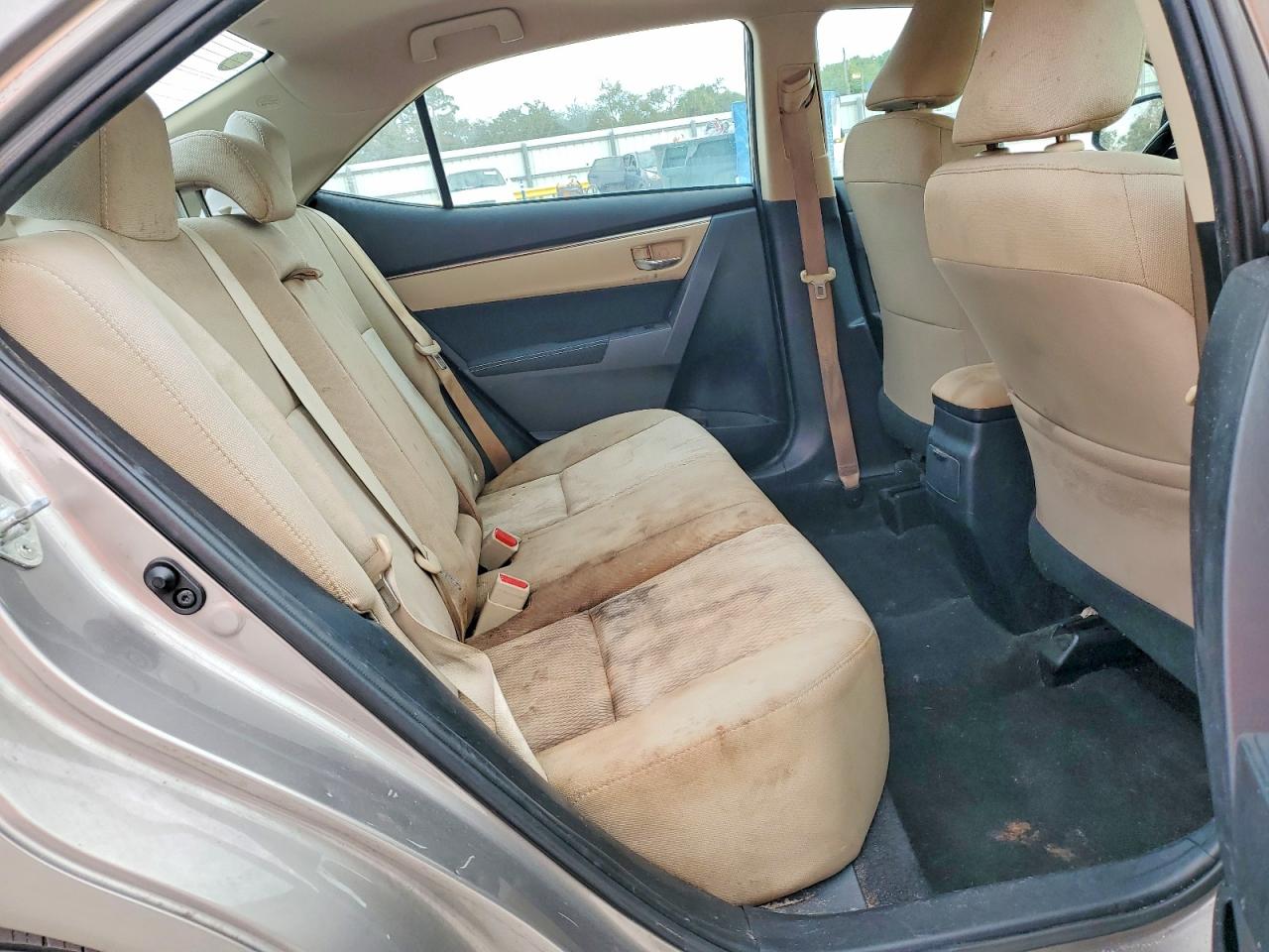 2016 TOYOTA COROLLA L photo 10