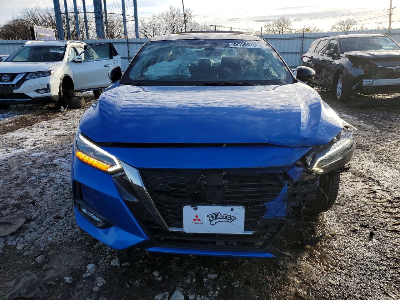 2023 NISSAN SENTRA photo 5