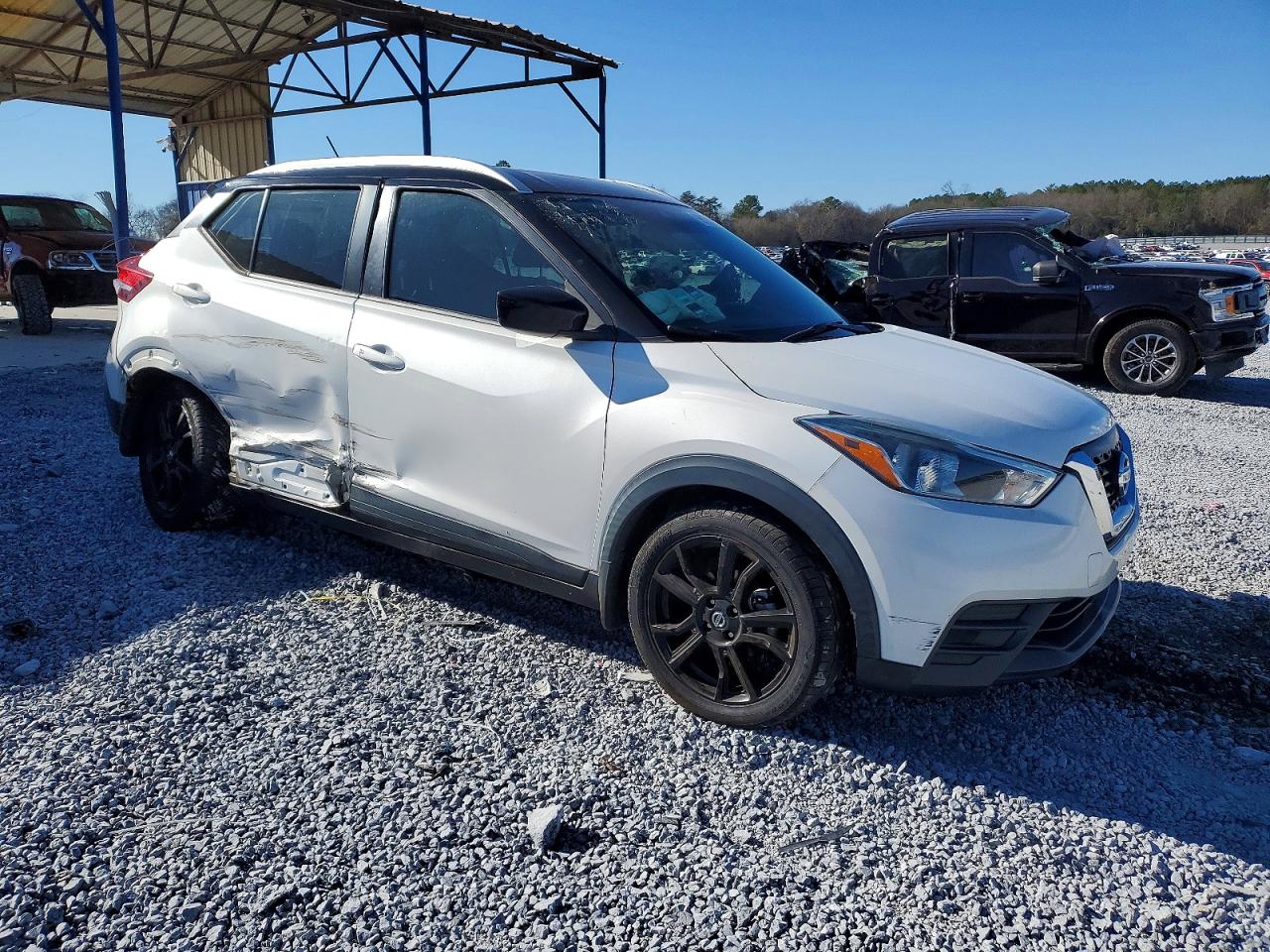 2020 NISSAN KICKS SV photo 7