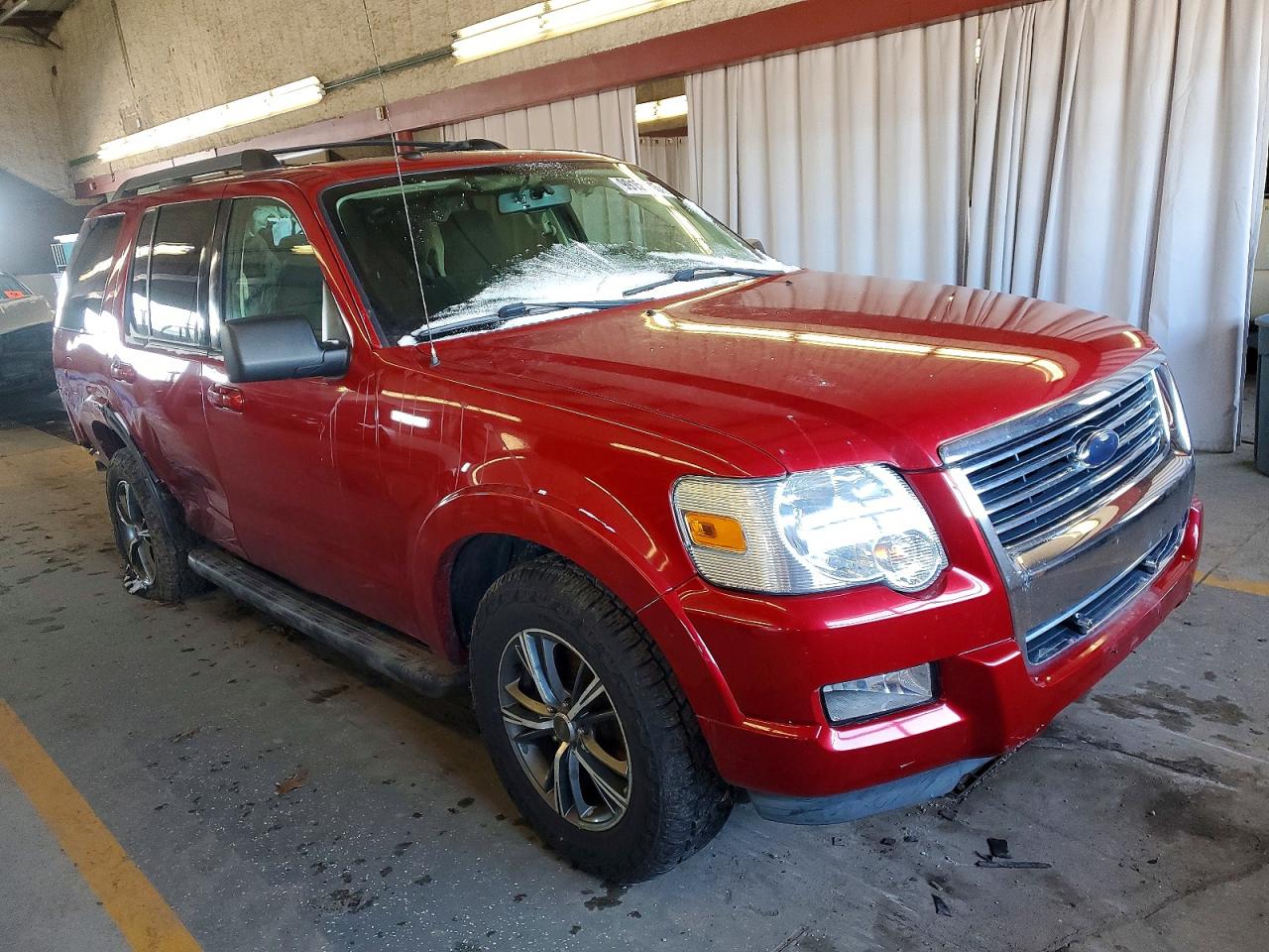 2010 FORD EXPLORER XLT photo 4