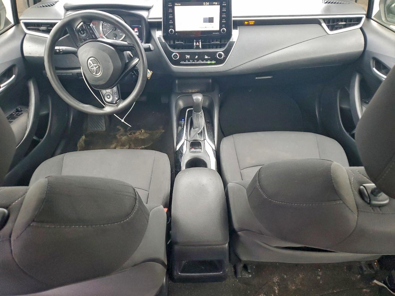 2021 TOYOTA COROLLA LE photo 8