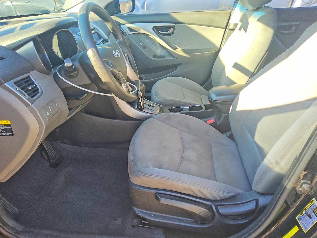 2013 HYUNDAI ELANTRA GLS photo 7