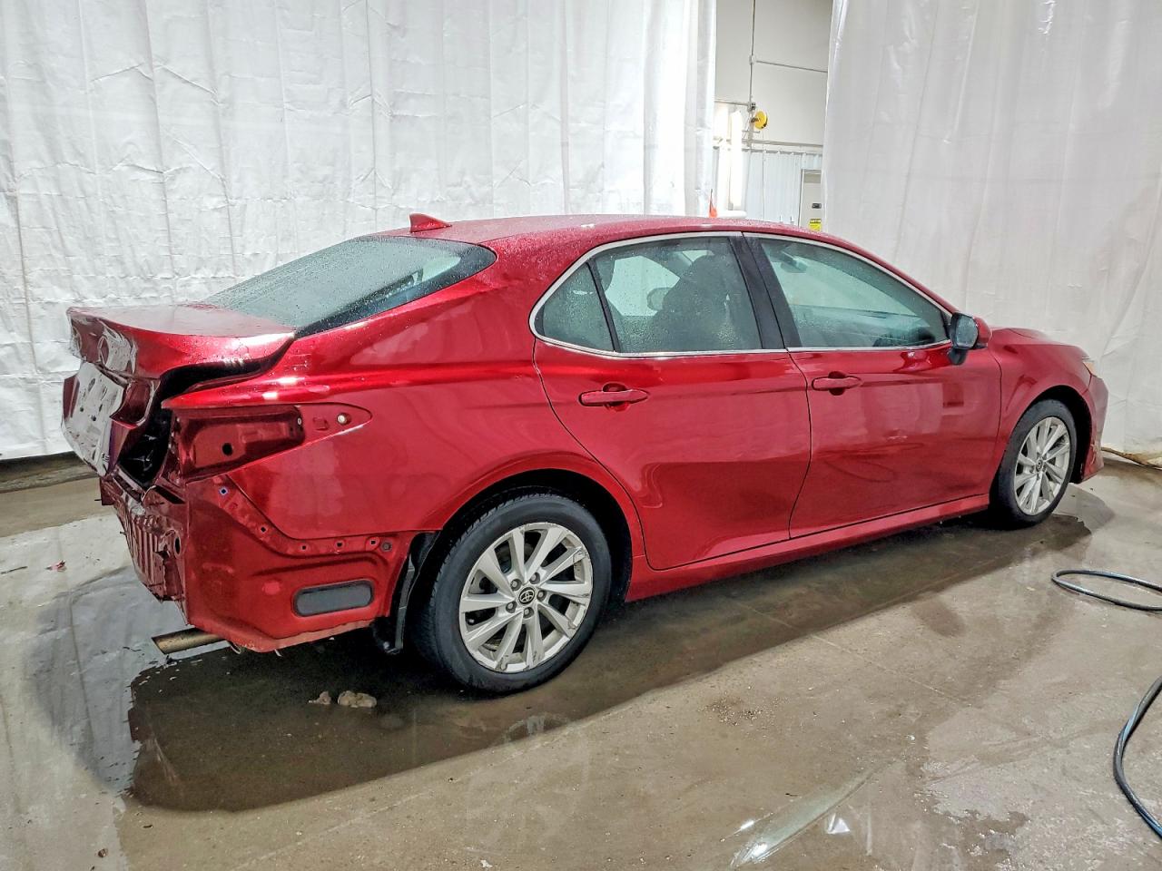 2021 TOYOTA CAMRY LE photo 5
