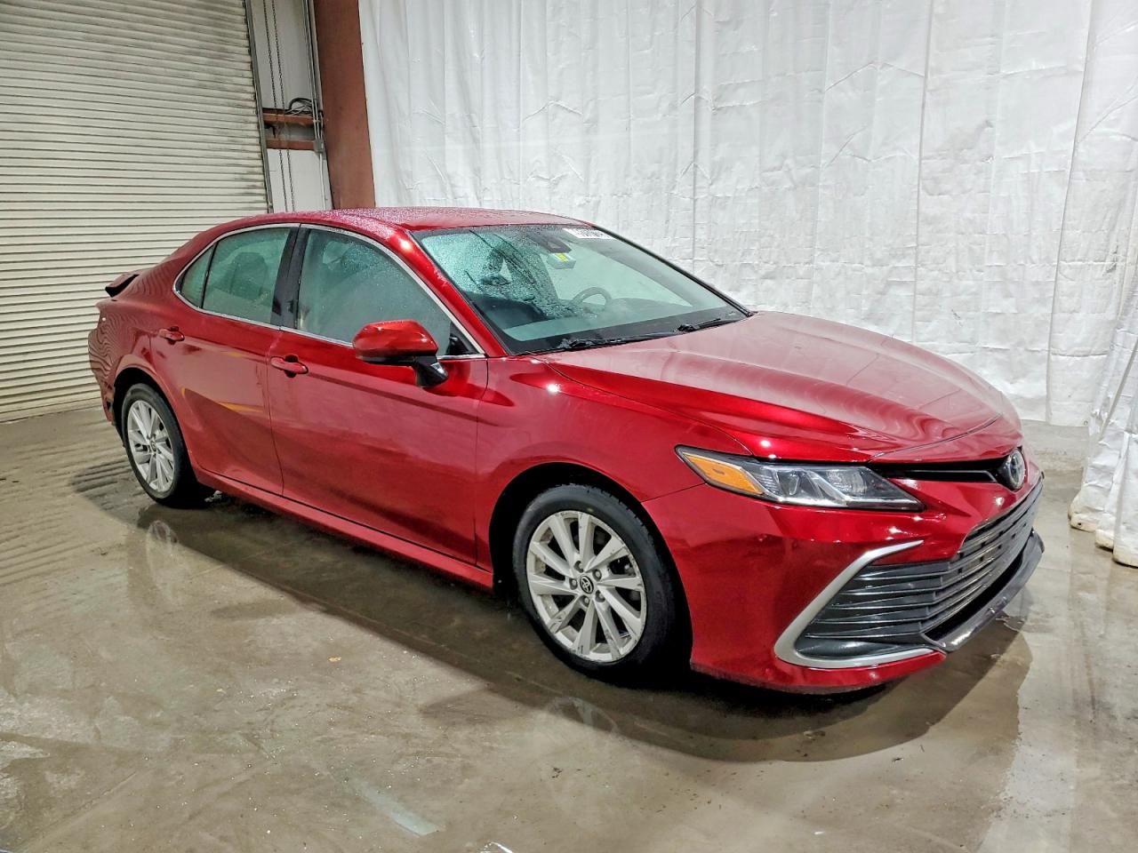 2021 TOYOTA CAMRY LE photo 7