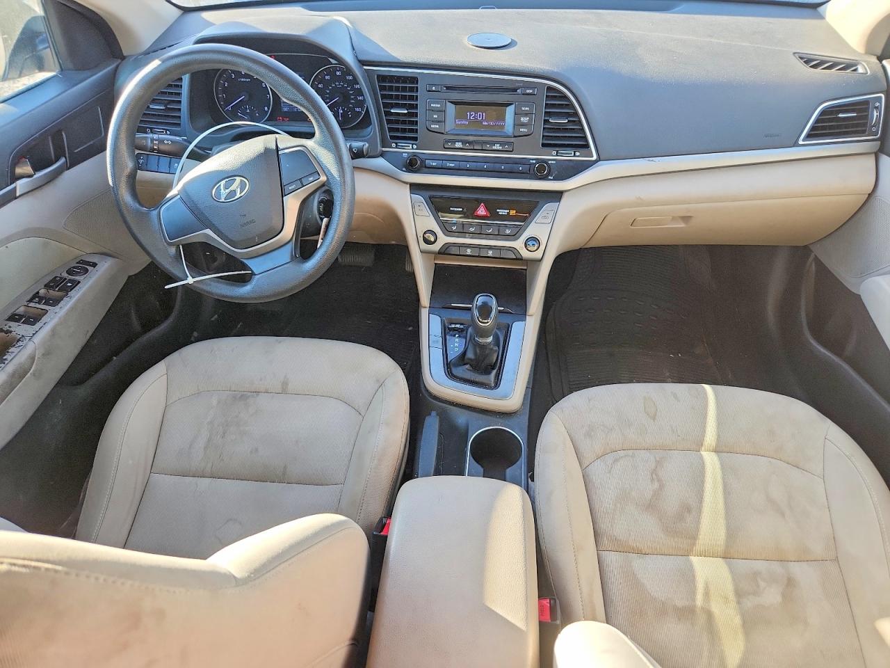2017 HYUNDAI ELANTRA SE photo 8