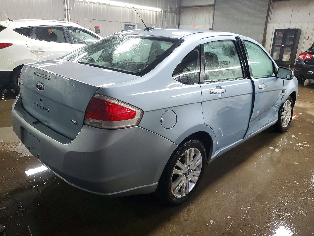 2008 FORD FOCUS SE photo 3