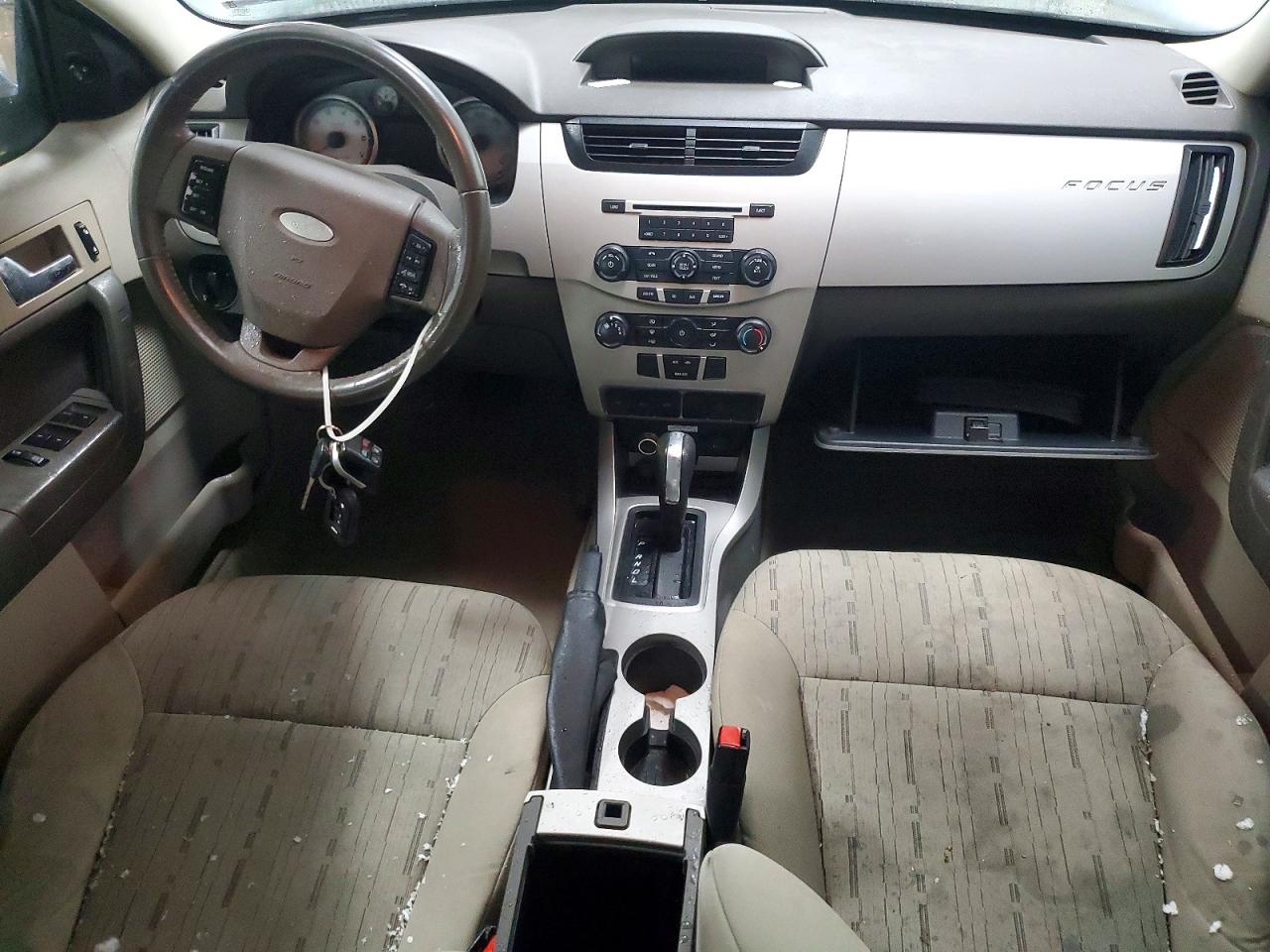 2008 FORD FOCUS SE photo 8