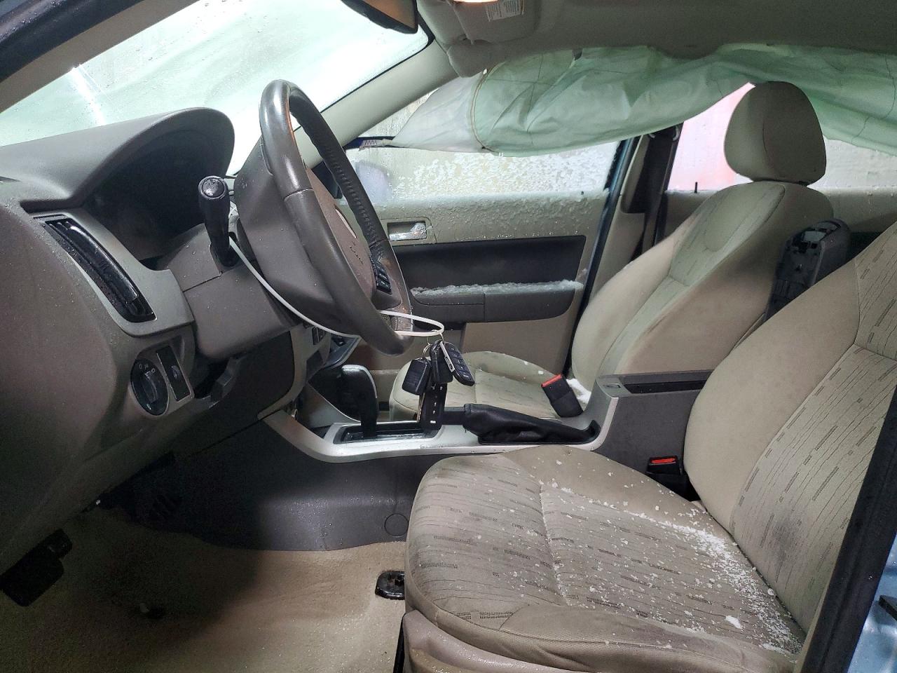 2008 FORD FOCUS SE photo 7
