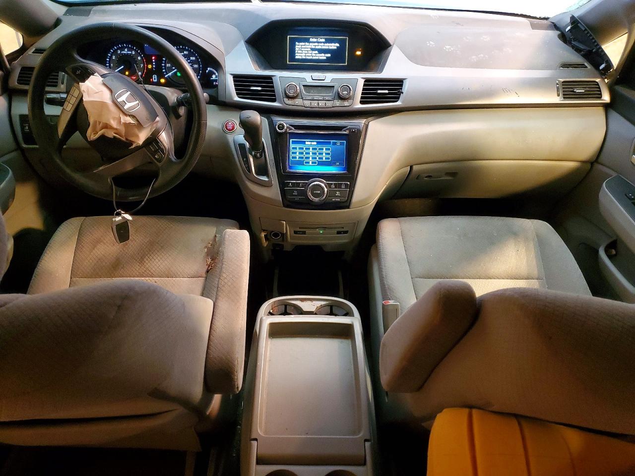 2016 HONDA ODYSSEY SE photo 8