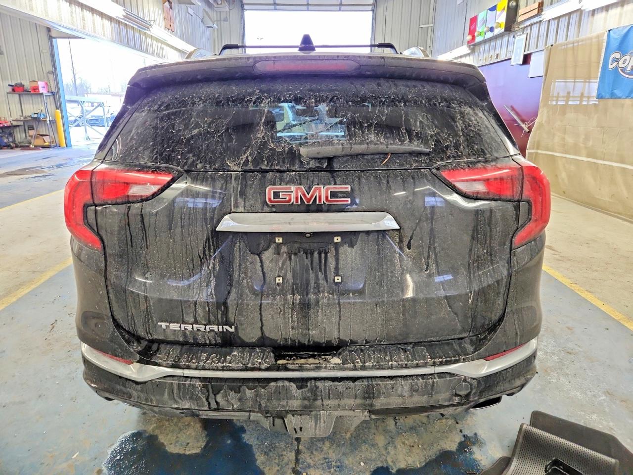 2019 GMC TERRAIN DENALI photo 6