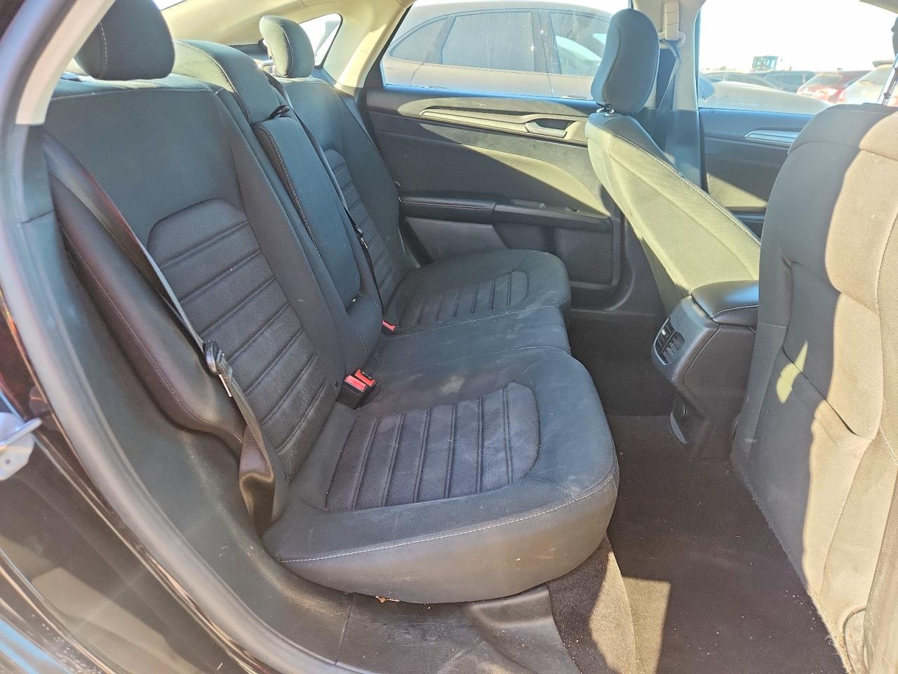 2020 FORD FUSION SE photo 10