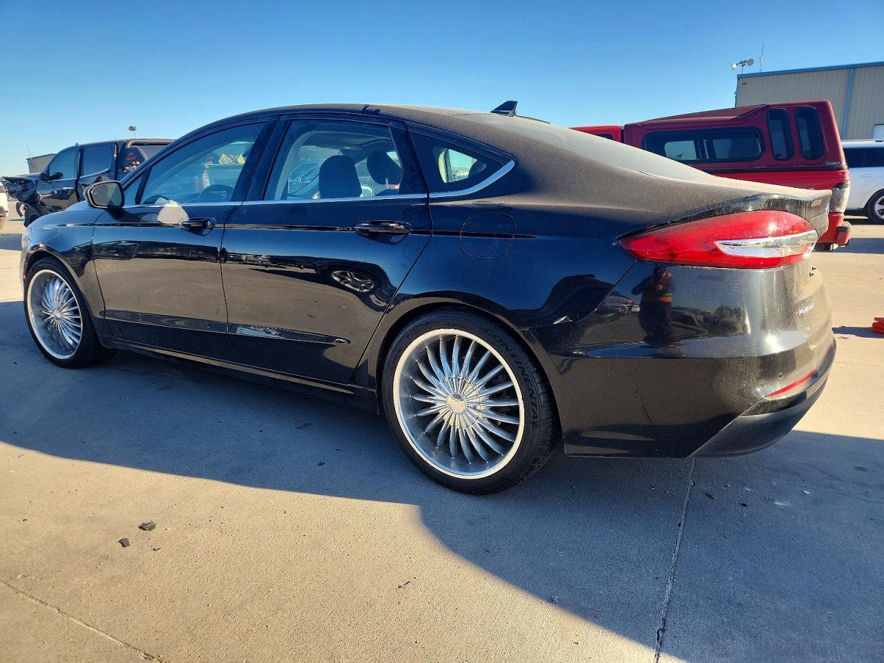 2020 FORD FUSION SE photo 2