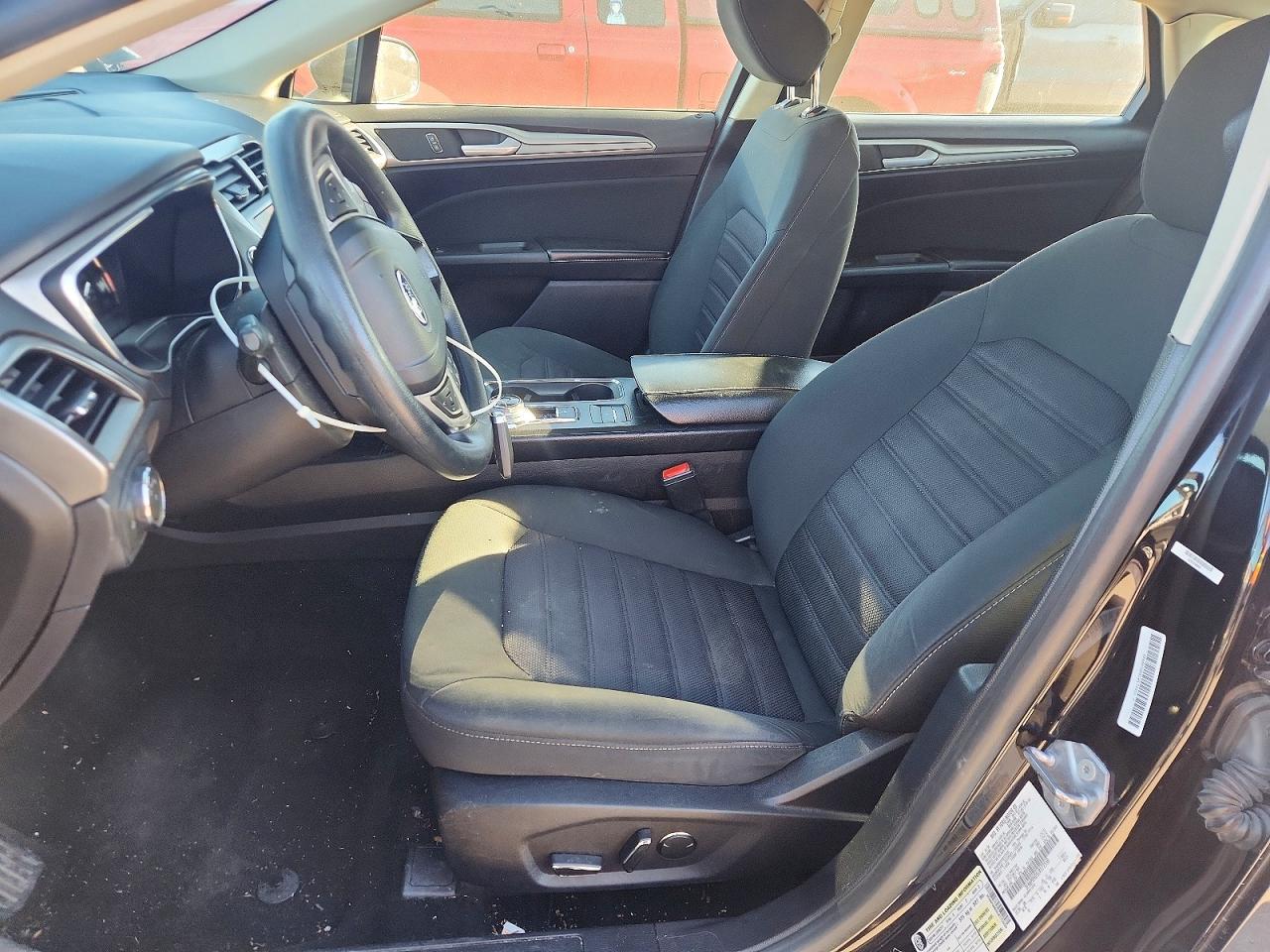 2020 FORD FUSION SE photo 7