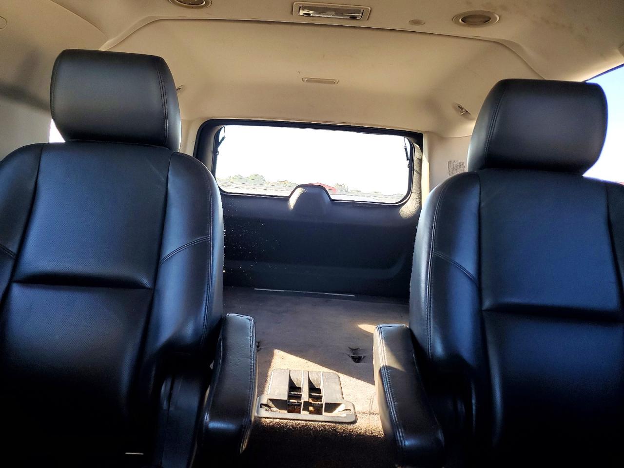 2011 GMC YUKON XL DENALI photo 19