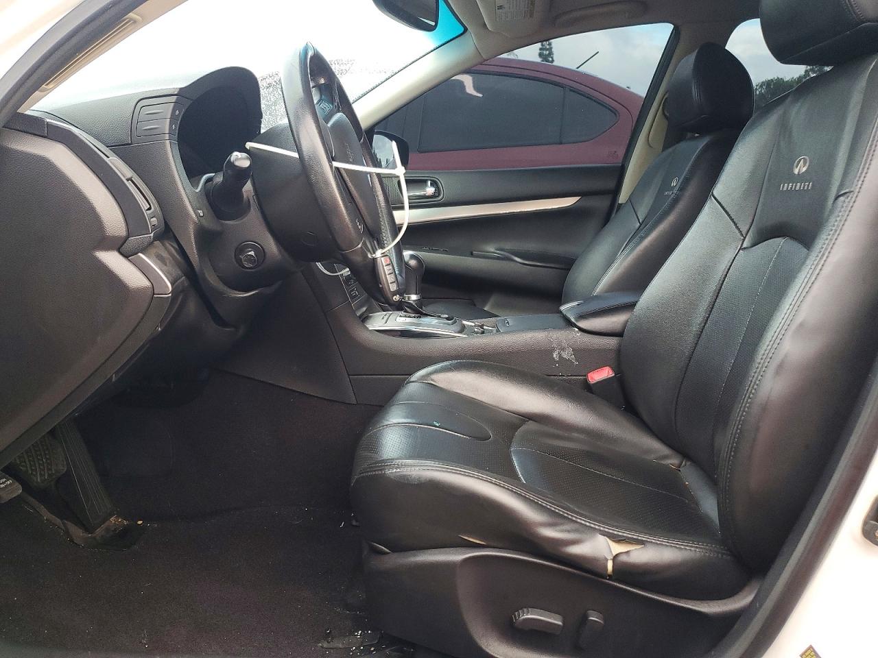 2013 INFINITI G37 BASE photo 7