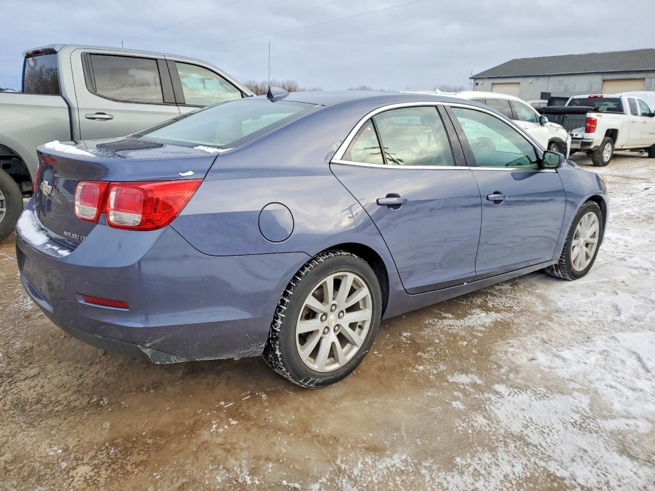 2014 CHEVROLET MALIBU 2LT photo 3